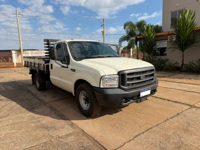 Ford F-350 3.9 8V Turbo Diesel Mec. 2001