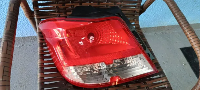 Lanterna traseira esquerda lado do motorista onix joy 2018 