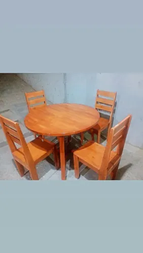 MESA SALA DE JANTAR COM 4 CADEIRAS