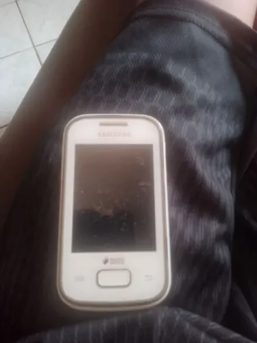 Celular pockret Samsung, item de colecionador em bom estado