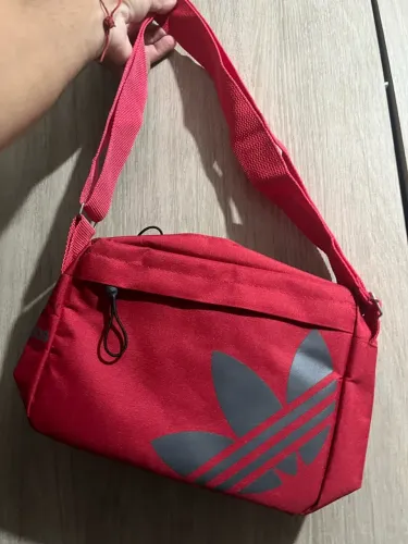 Bolsa adidas vermelha unissex nova linda!