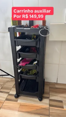 Móveis para salão de beleza 