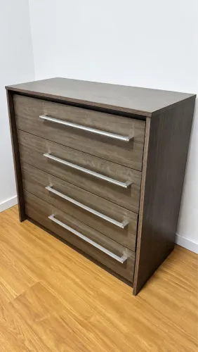 Cômoda em MDF