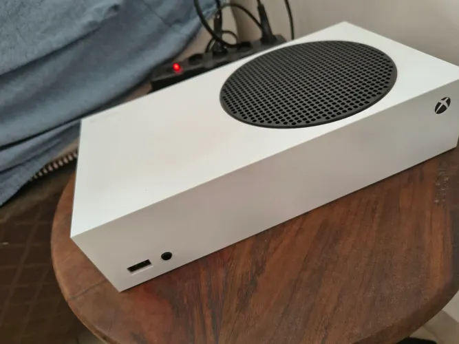 Vende-se Xbox Series S