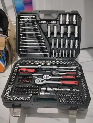 MALETA DE FERRAMENTAS COMPLETA MTX RED