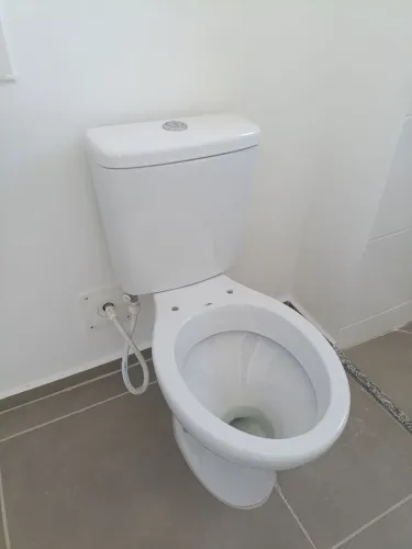 Loucas para banheiro