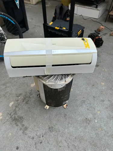 Ar condicionado springer 9.000 BTUS convencional