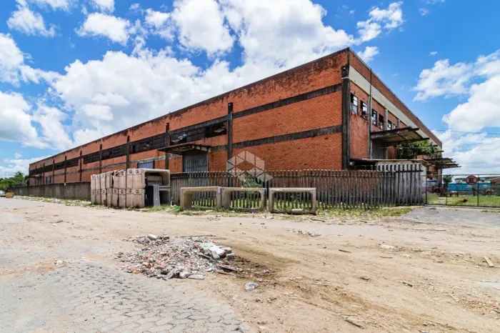 Pavilhão/terreno à venda, bairro navegantes, Porto Alegre/RS, Proximidades estação de trem