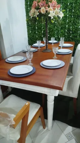 MESA DE MADEIRA RESTAURADA 3,500,00