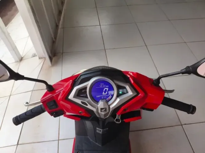 Moto ? Vendo urgente ! Único dono