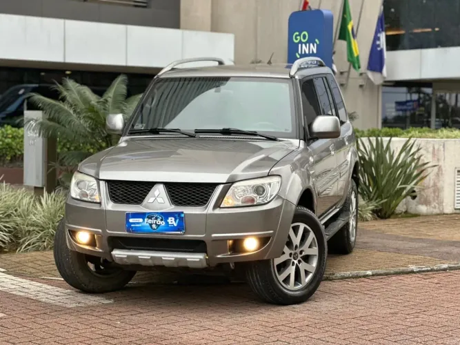 Mitsubishi Pajero TR4 2.0/ 2.0 Flex 16V 4X4 Aut. 2013