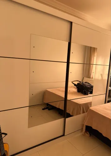 Guarda-roupa Casal