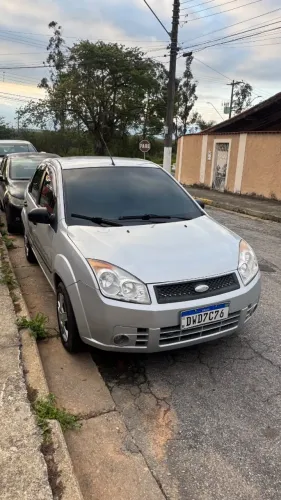 Ford Fiesta Sedan 1.0 8V Flex 4P 2008