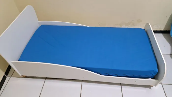 CAMA INFANTIL COM COLCHÃO