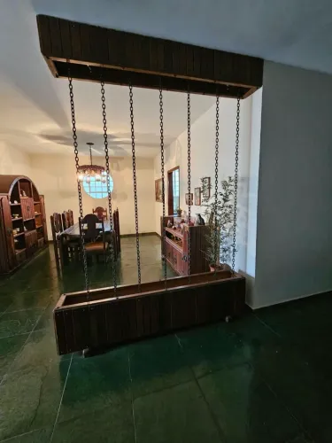 Rack Decorativo com acessório de corrente