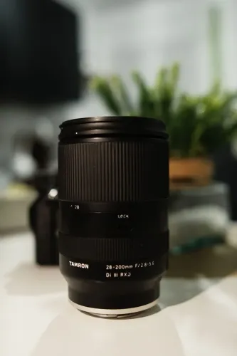Lente tamron Sony 28 200
