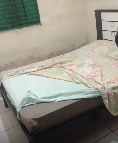 Vende se cama de casal com colchão