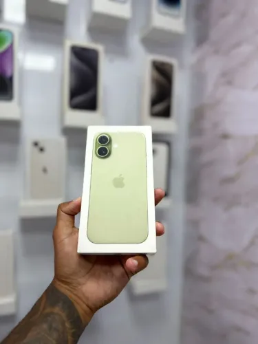 IPHONE 17 256GB NOVO VERDE<br>R$ 5.999,00