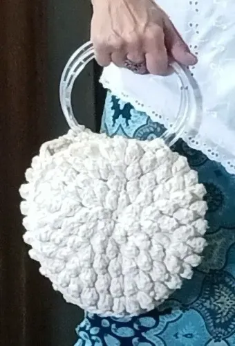 Bolsas e acessórios em.crochê