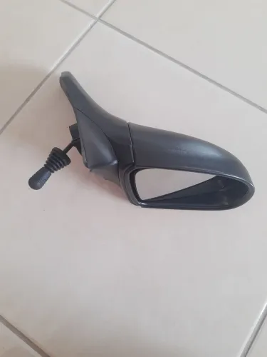 Espelho retrovisor original Corsa 2001