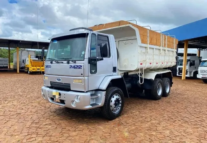 Ford Cargo 2422 6x2 2008 caçamba 