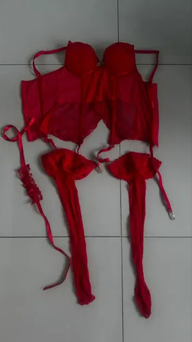 Lingerie Vermelha
