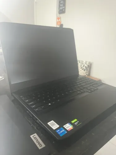 Lenovo IdeaPad Gaming 3i Core i5-11300H 8GB RAM 512GB SSD GTX 1650 4GB Tela 15,6" 
