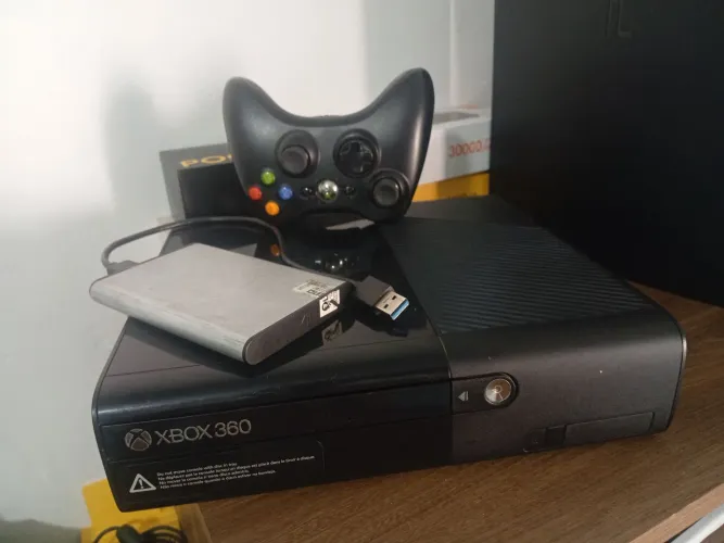 Xbox360 1tb +75 jogos