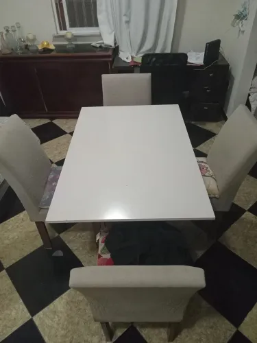Mesa 4 cadeiras 