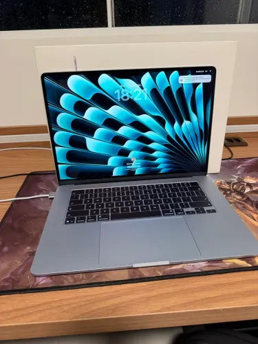 MacBook Air M5 16gb 512 tela de 15