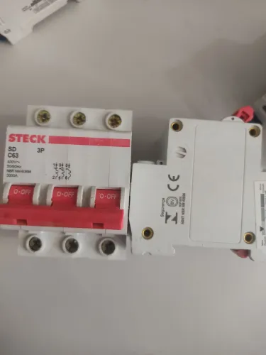 Disjuntor Trifásico SD C63 Steck 
