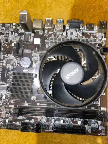 Amd Ryzen 5 4600g + Placa Mãe GoldenTec A320M
