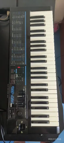 Korg poly 800 II + harcdcase