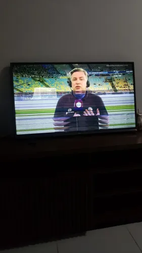 Smartv LG leia a descrição 