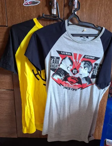 2 Camisetas Batman + One Piece Tamanho P Novas