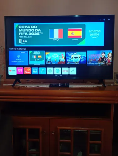 TV Smart 43" LG impecável 