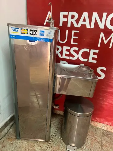 Bebedouro vertical duplo em Inox - IBBL