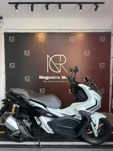 NOGUEIRA MOTOS HONDA ADV 150 BRANCO 2022