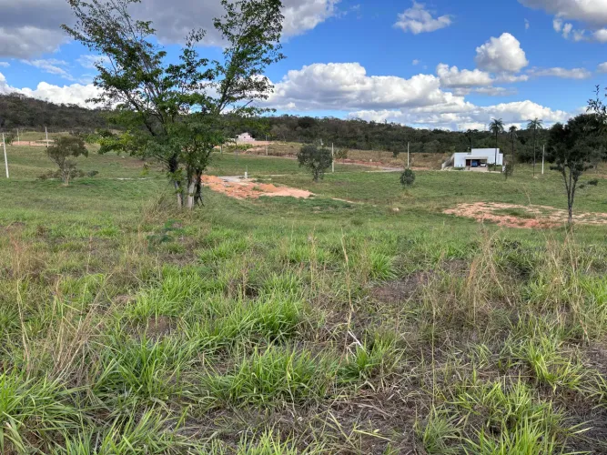Lote condomínio Reserva dos Lagos