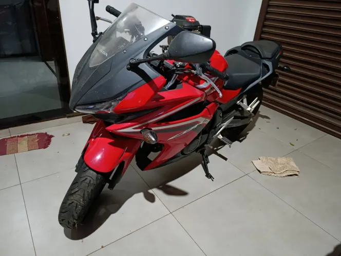 CBR500R - 2018 - Vermelha