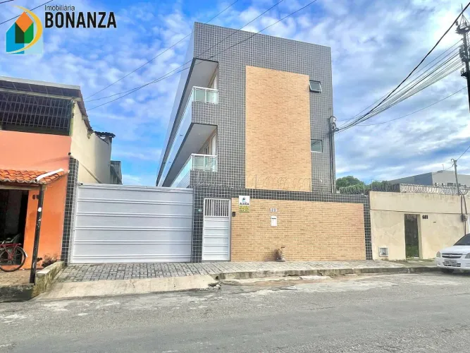 Apartamento no Antonio Bezerra com 2 Quartos para alugar