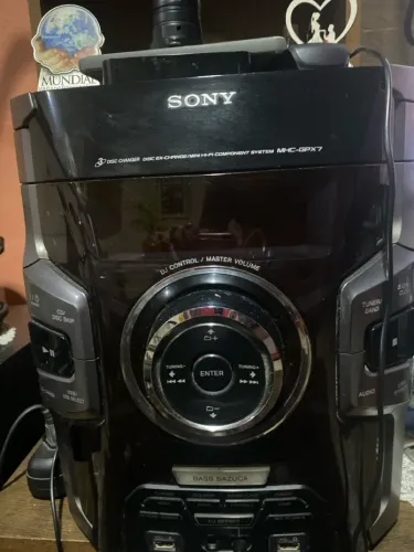 Som Sony