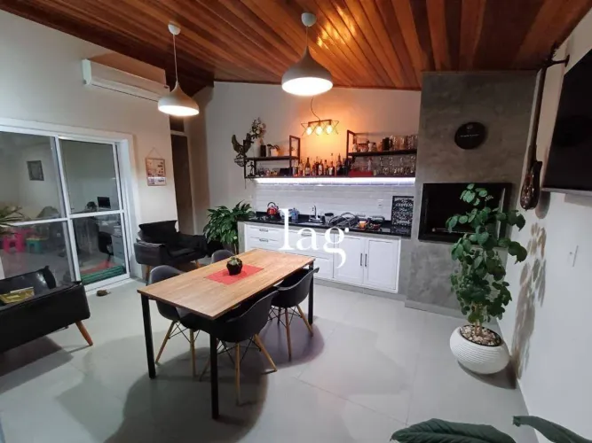 Casa com 3 quartos à venda, 150 m² por R$ 750.000 - Condomínio Bosque de Sevilla - Sorocab