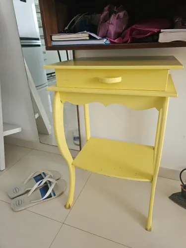 Criado mudo
