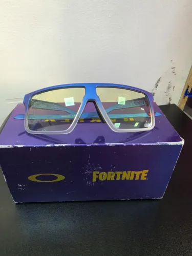 Óculos de Sol Oakley Helux X Fortnite Matte Cyan & Blue - Azul