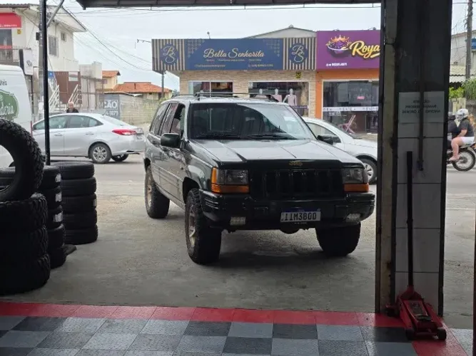 Jeep Grand Cherokee Limited 5.2 Aut. 1998
