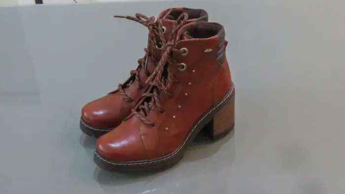 Bota Coturno Tanara feminino N°34 marrom com cadarço 
