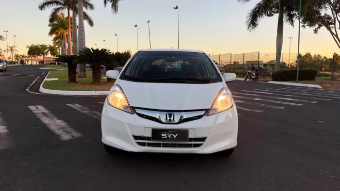 Honda Fit LX 1.4/ 1.4 Flex 8v/16v 5P Mec. 2014