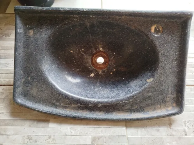 Vendo pia de mármore