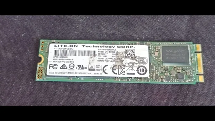 SSD nvme NGFF de 256gb semi novo.